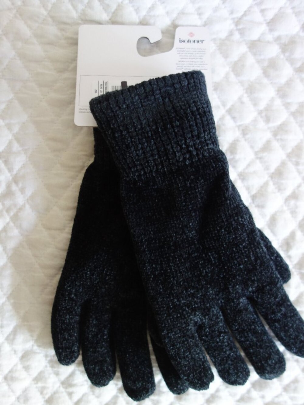 NWT $50 Two Pairs of Black Isotoner Gloves – One Size - Picture 4 of 5